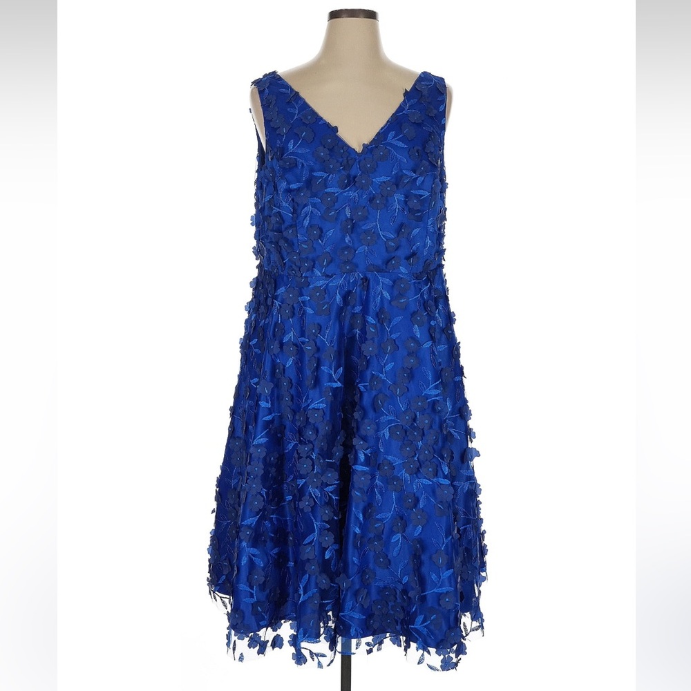 Like New Eliza J Royal Blue 3D Floral Wedding Guest Dress Size 14W